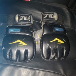 Everlast EverGel Training Gloves