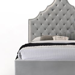 NEW Luxurious Velvet Light Grey Tall B3dFrame