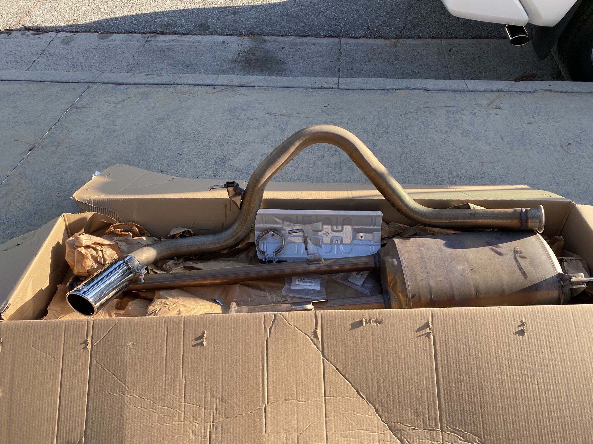 2019 Tundra CrewMax Exhaust With Chrome Tip
