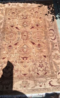 HANDMADE RUG 4 X 6