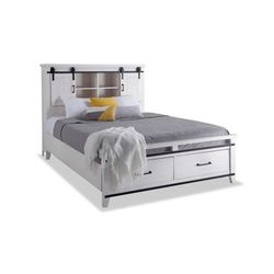 Montana white bed set, dresser