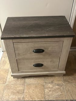 Square Cabinet