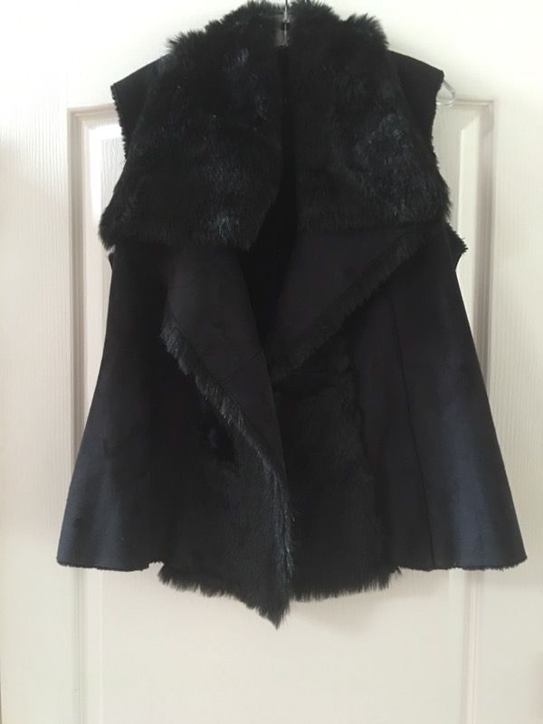 Kardashian Faux fur vest