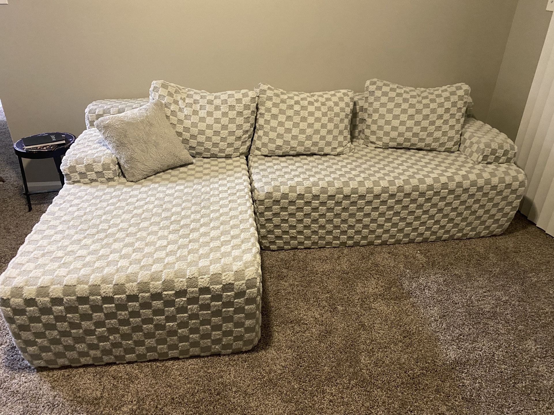 Boneless Cloud Couch
