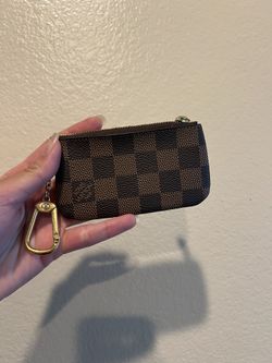 LV Keypouch