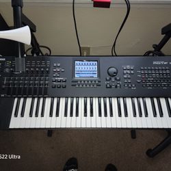 Motif Xf6 (Excellent Condition)
