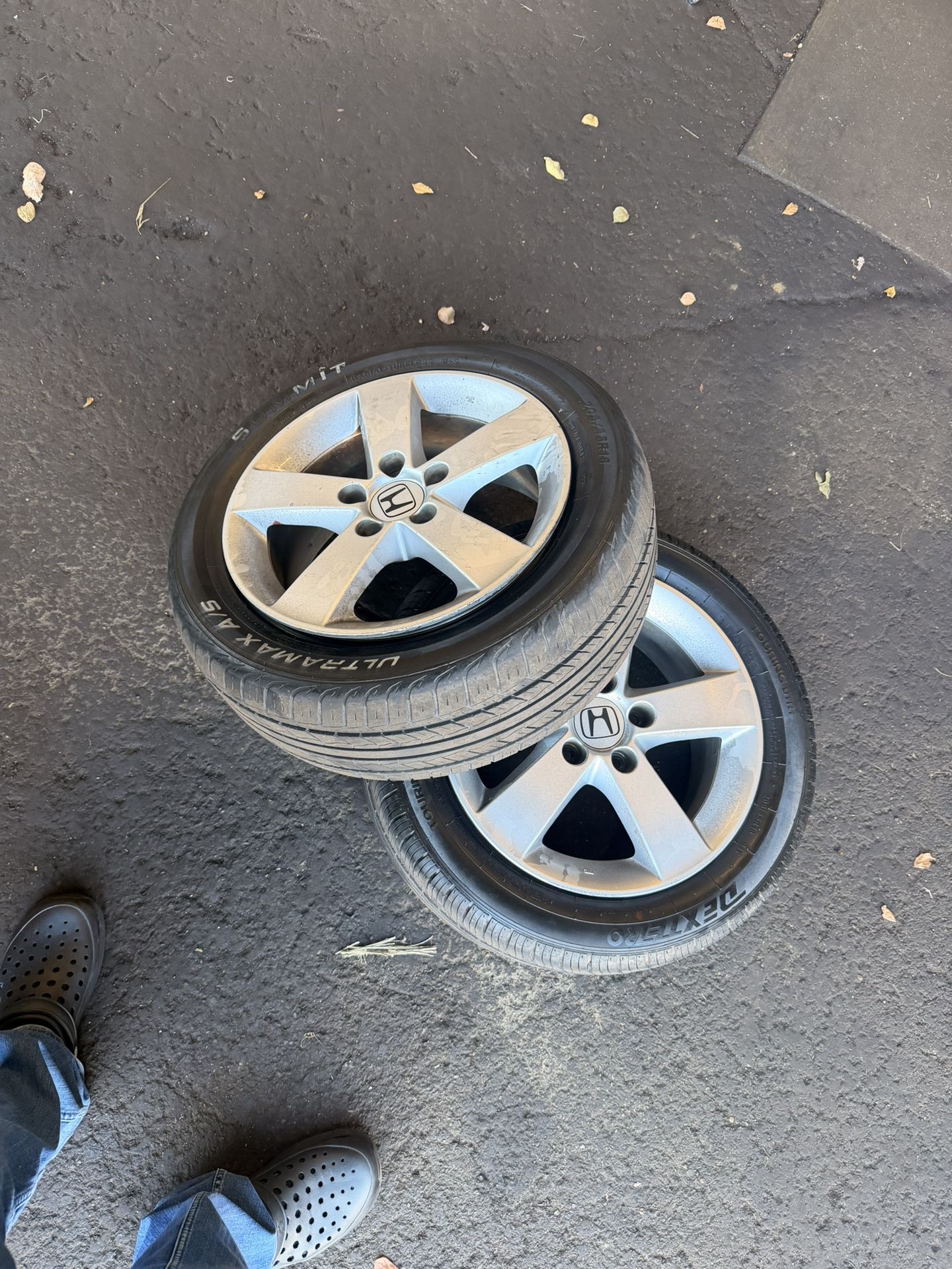 Rines Y Llanta En Buen Estado 