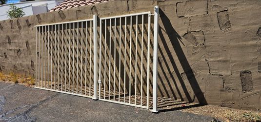 **10ft Metal Fence**