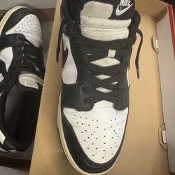 Nike dunk “panda dunks”