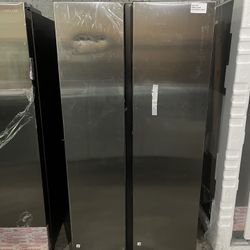 (SCRATCH & DENT) Bespoke Side by Side Refrigerator with Beverage Center