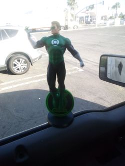 Green lantern statue