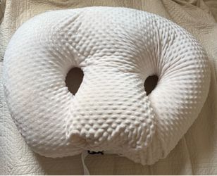 Twin Z Twin Nursing Pillow – Cream – Like New
