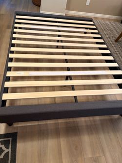 Queen platform matresss frame