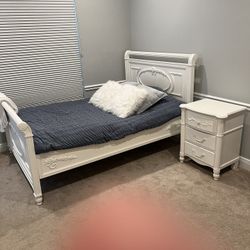 Full Size Bedroom Set 