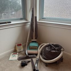 Vintage Hoover Convertible Deluxe + Singer Roll-A-Magic Vacuum Set – Fully Working – Complete