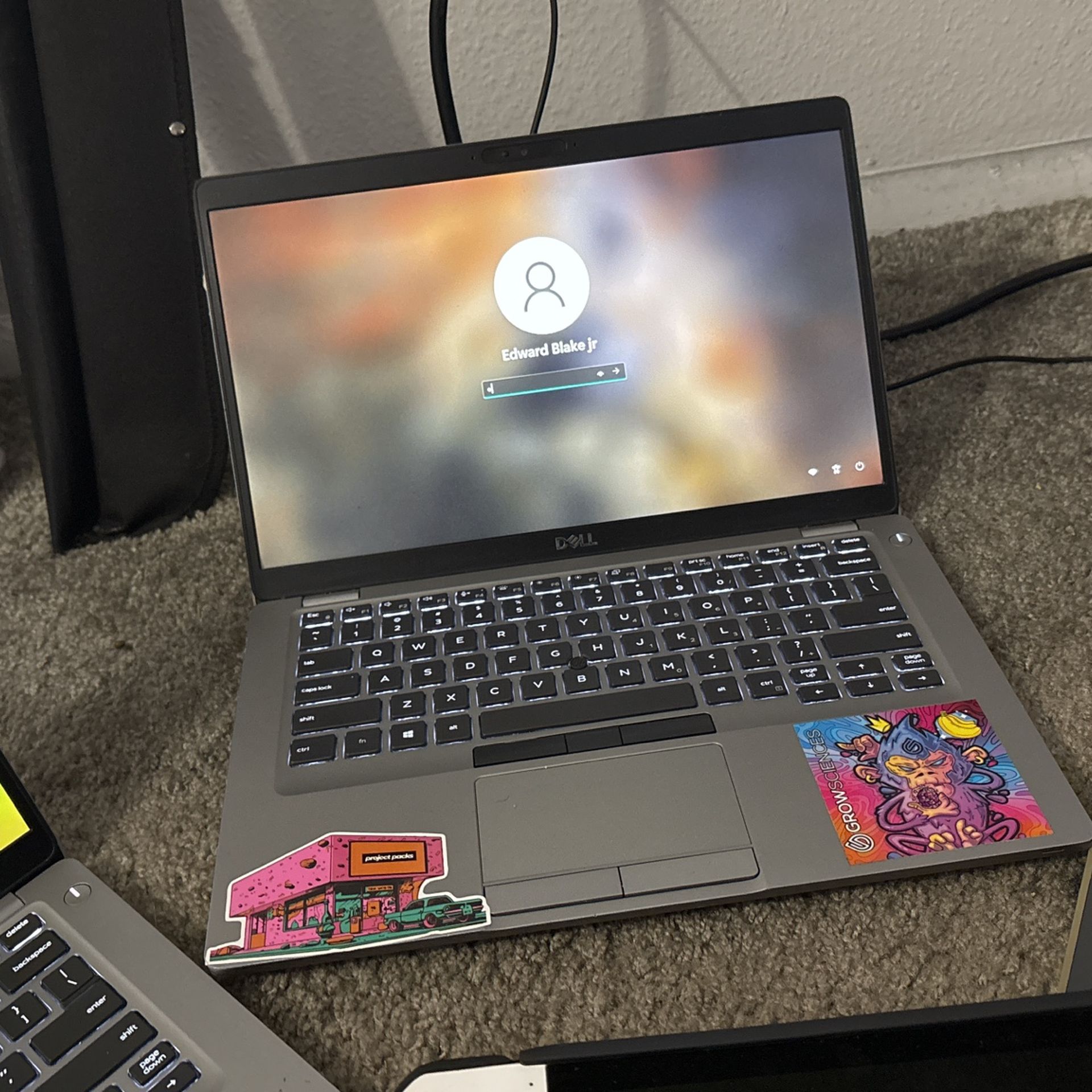 Asus ROGally Z1extreme And 2dellLaptops I7core And A Chrome Book