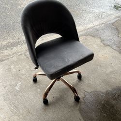 Desk chair