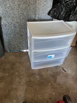 Plastic drawers