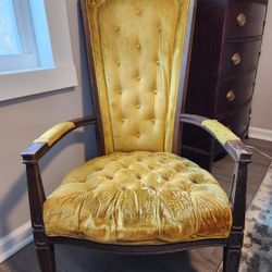 Vintage Mid-Century Highback Tufted Gold Armed Parlor Chair