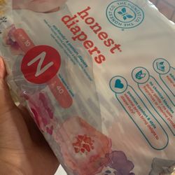 Honest Diapers Newborn 