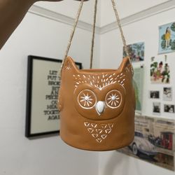 Hanging Owl Ceramic Pot