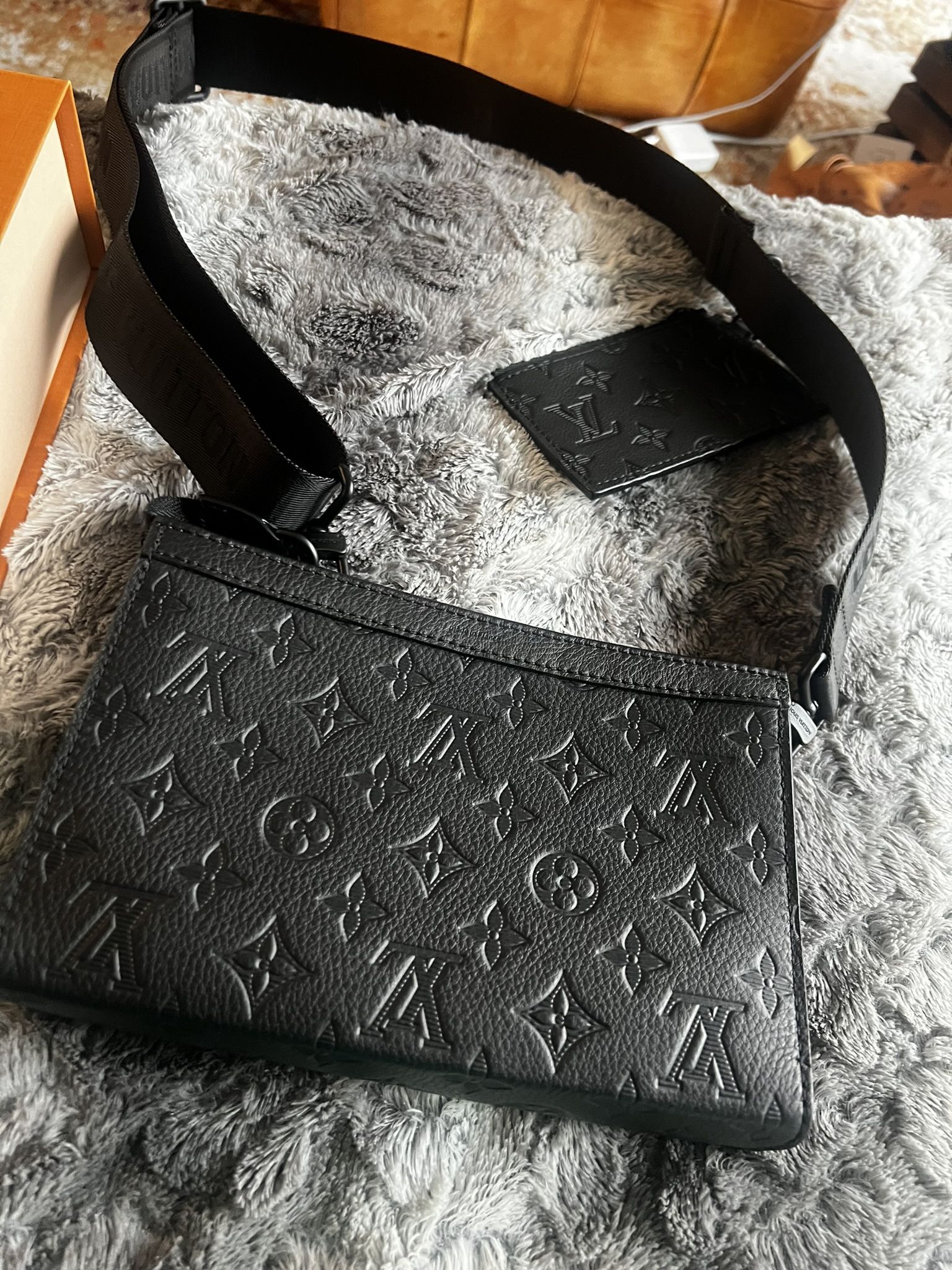 Louis Vuitton - Gaston Wearable Wallet | Monogram Shadow