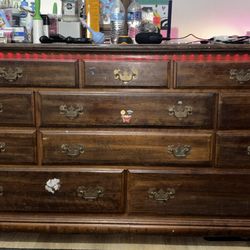 Real wooden dresser 11 drawer