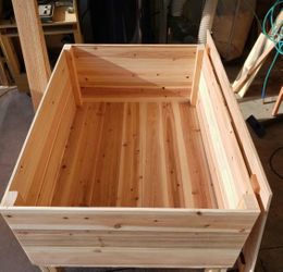 Custom privacy wall patio garden bed flower herb planter box wooden cedar redwood container vegetable urban