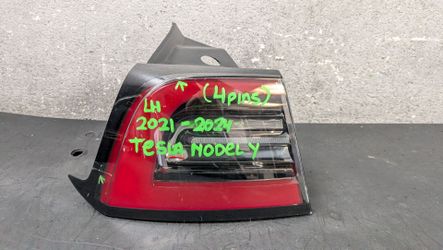 2020-2021-2022-2023-2024 TESLA MODEL Y LEFT TAIL LIGHT OEM USED #10617