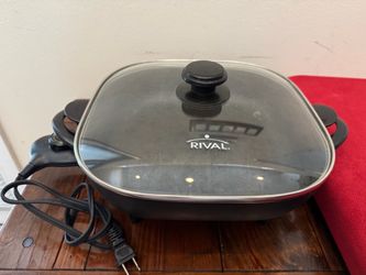 Rival Non Stick 11” Cooking Pan with lid and power cord