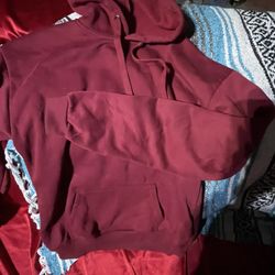  Maroon sweatshirt