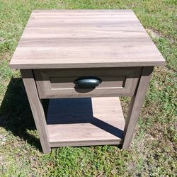 Sauder County End Table/Nightstand