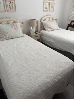 Twin beds