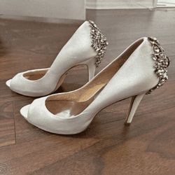 finally produce Event Outfits – Shine with Chic and Stylish Looks