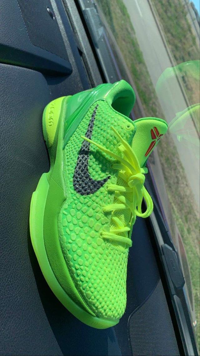 kobe grinch first release