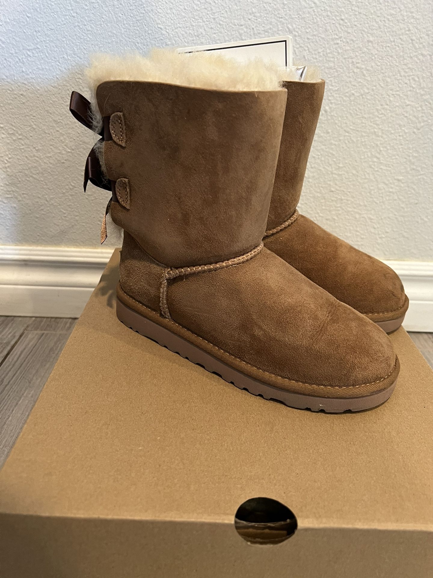 Chestnut Bailey Ugg Boots