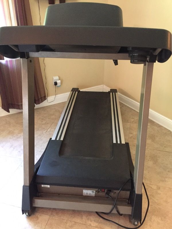Horizon Fitness Treadmill (model PST8)