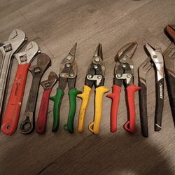 Crescent Adjustable Wrench Set + Wiss Snips and Husky Pliers 