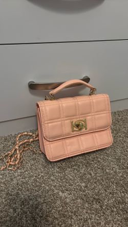 pink purse