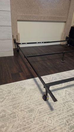 Queen size bed frame and headboard