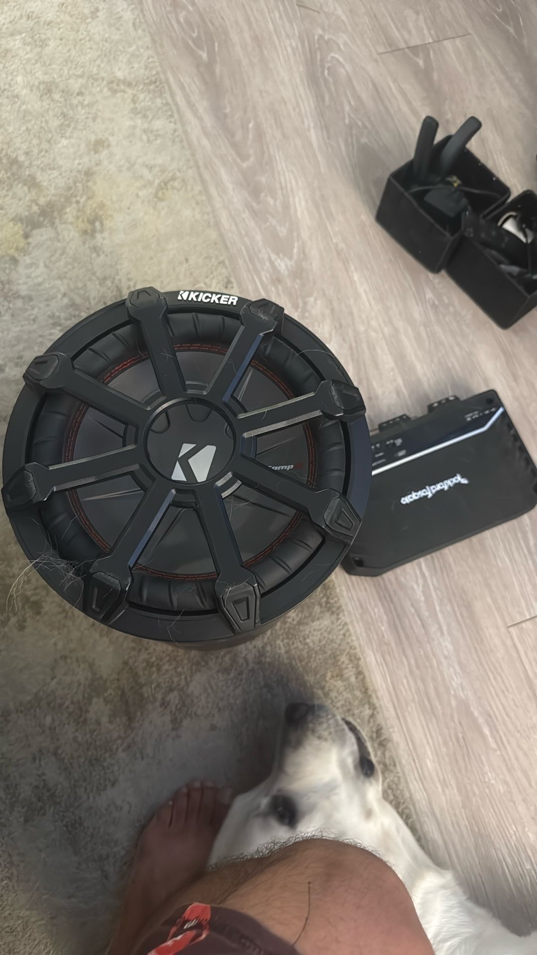 Kicker Tube Sub And Rockford Fosgate Amp Prime 12000x1