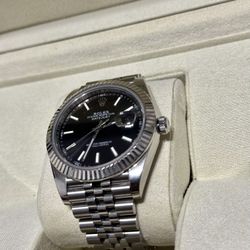Rolex Datejust 126300 Silver Jubilee Bracelet with Silver Bezel