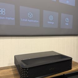 VAVA Chroma ALPD 4.0 Triple Laser Projector Color Black  GREAT SHAPE LOW HOURS