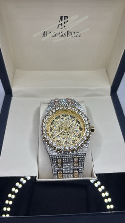 A  P Watch