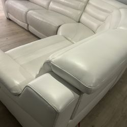 SECTIONAL GENUINE 💯 % LEATHER RECLINER ELECTRIC WHITE COLOR.. Delivery SERVICE AVAILABLE ✅💥🚛