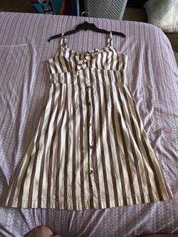 Front tie, button up dress