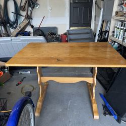 Kitchen table for sale