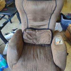 iJoy Massage Chair. Excellent Condition
