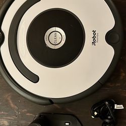 Almost New Robot Roomba