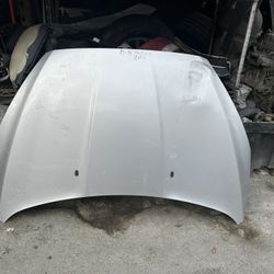 2013-2018 Ford Focus Hood